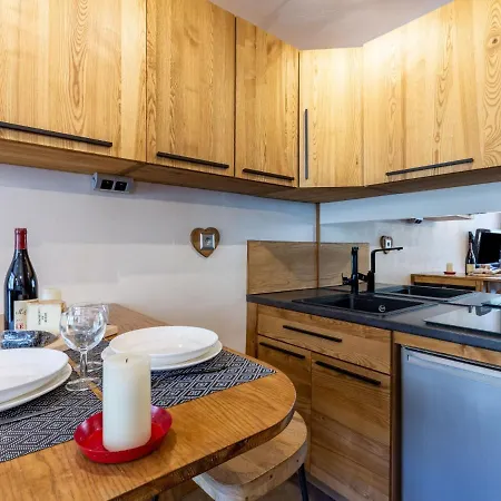Apartment Studio Rond Point Des Pistes - Val Claret-13 By Interhome